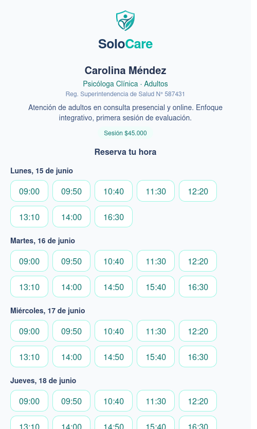 Página pública de reservas de SoloCare vista en el teléfono de un paciente, con horarios disponibles